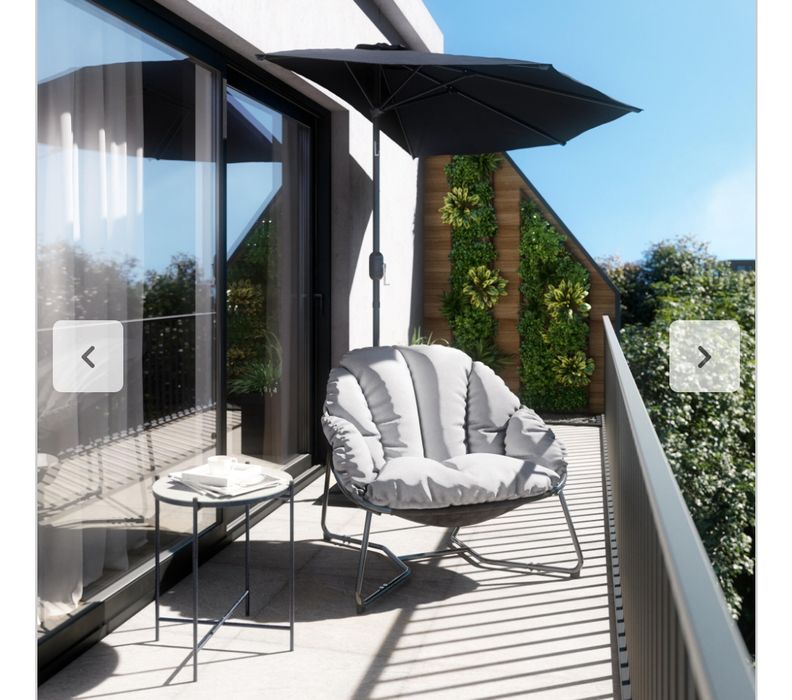 Cadeira relax cinzento. Varanda ou exterior