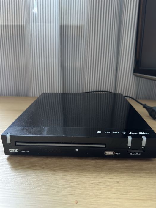 DVD плеер Dex dvp 181 продам рабочий