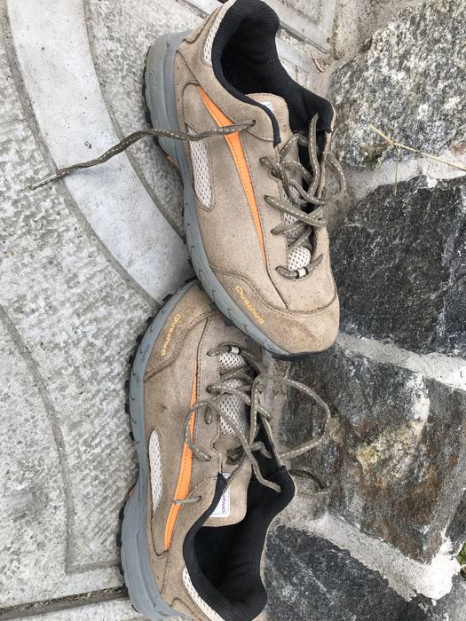 Кроссовки Quechua