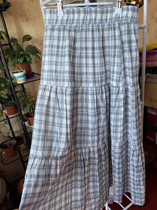 Довга спідниця у клітинку юбка у клітинкуз легкої тканини