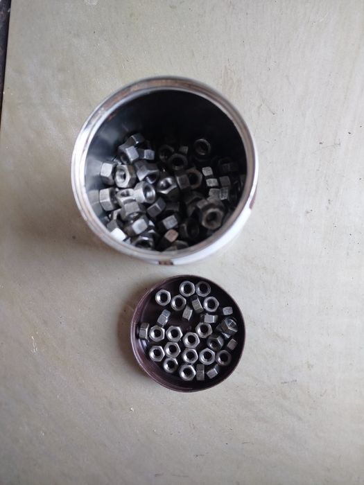 Гайки на 8,болты гайка 10-12