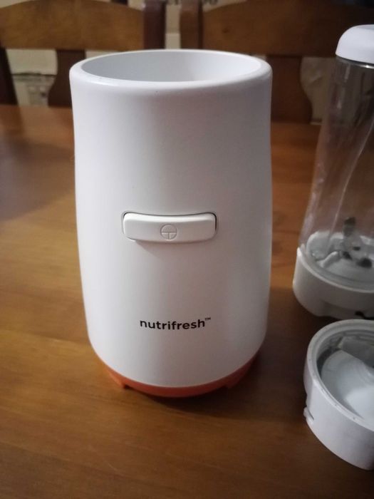 Liquidificador Mini Nutrifresh Continente
