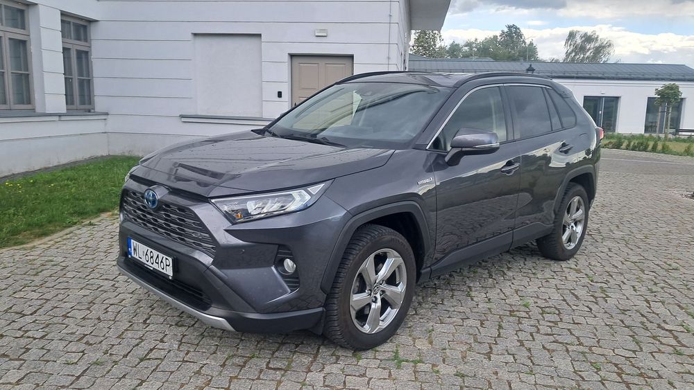 Toyota RAV4 2020 rok. Salon polska