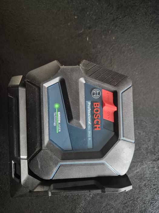 Laser liniowy krzyżowy BOSCH GLL 20-22 G NOWY