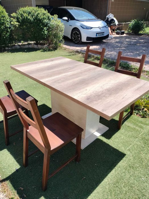 Mesa de cozinha extensível