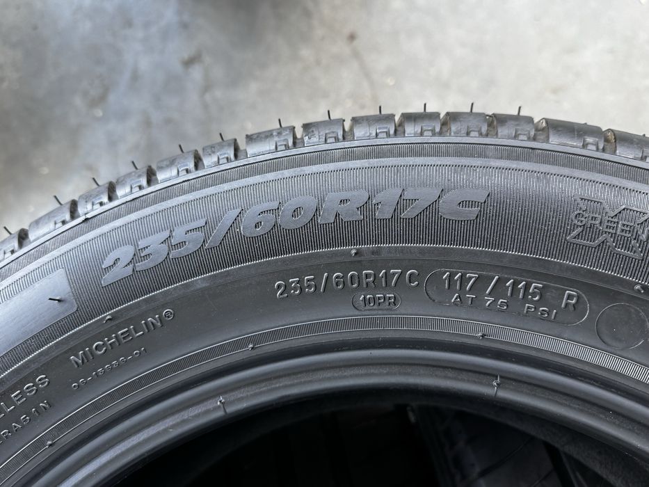 NOWE 235/60/17C Michelin opony bus Sprinter
