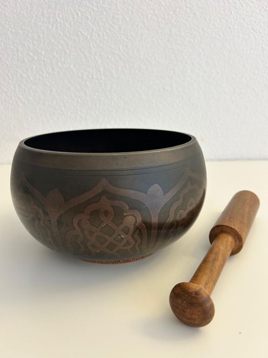 TAÇA TIBETANA em liga de metais