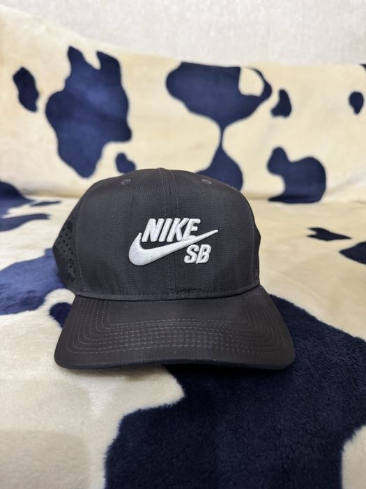 Кепка nike SB унісекс в гарному стані