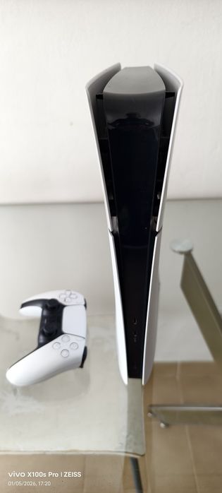 PlayStation 5 digital 1tb sem caixa com um comando