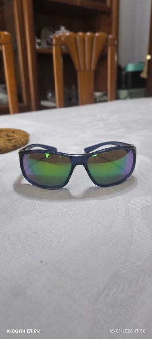 Óculos de sol da Puma