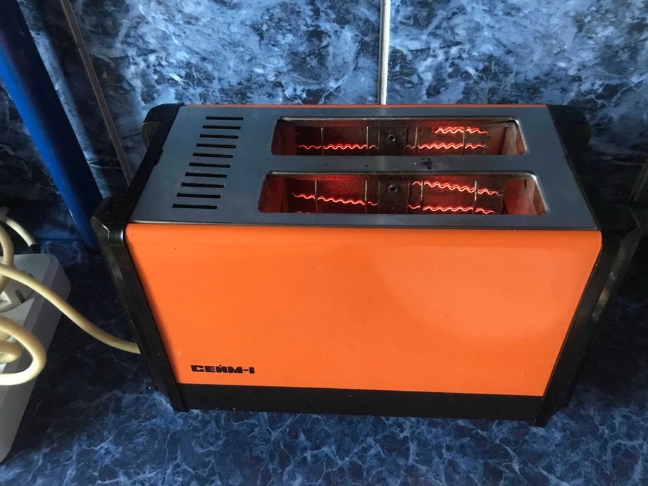 Тостер -aвтoмат «Сейм-1» новый есть б/у