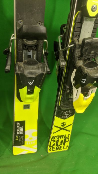 Лижі для юніорів FIS SL Head, Dynastar спорт