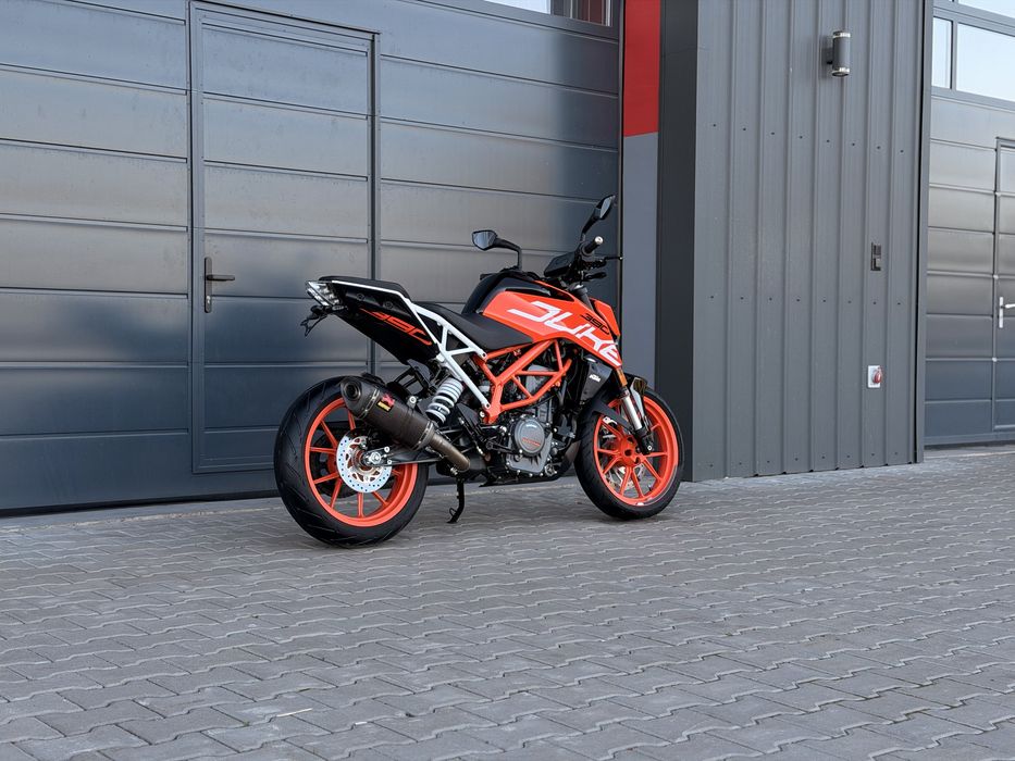 Мотоцикл KTM Duke 390