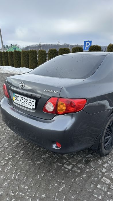 Toyota Corolla 2008, 1.6 газ/бензин.