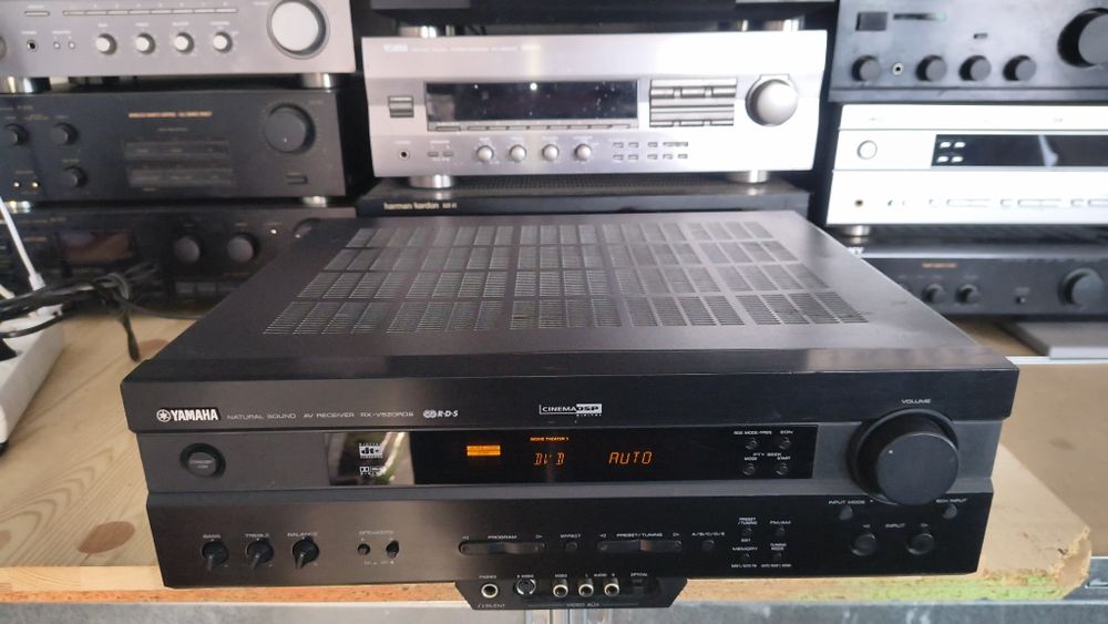 Amplituner Yamaha RX-V520RDS 5.1