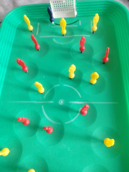 Piłkarzyki plastikowe stan bdb