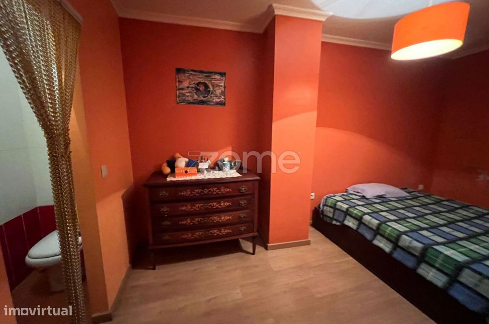 Moradia T4 com 4 Suites em Águas Frias – A 10 Minutos de Chaves