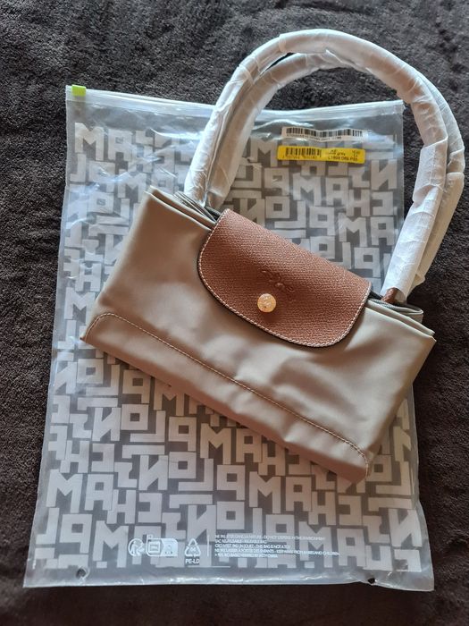 Mala Longchamp cinza, tamanho M.