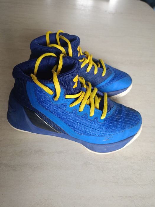 Buty chłopięce Under Armour 31