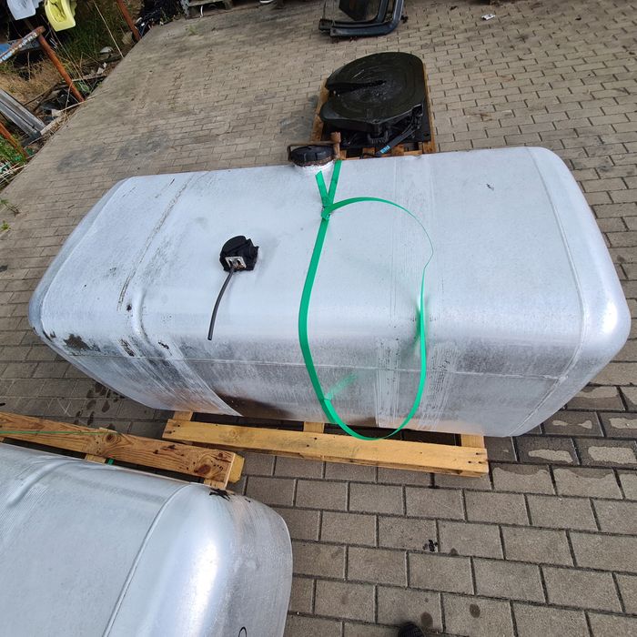 zbiornik paliwa 780 l 650 l mercedes actros mp 3 a9344700401