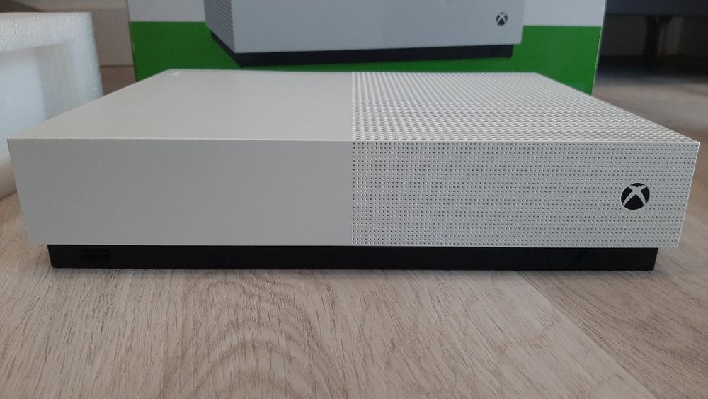 Xbox One S All Digital Edition
