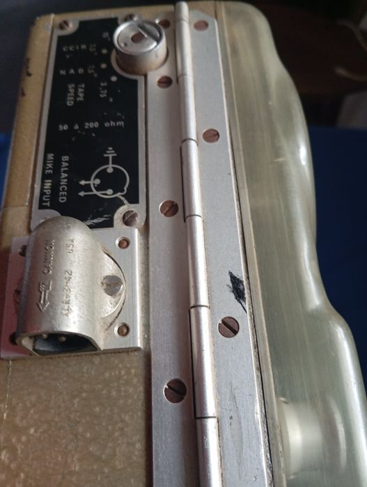 Gravador de bobines Nagra