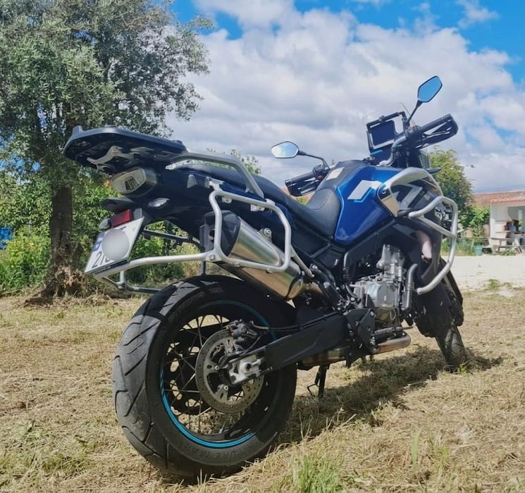 Cf Moto 800MT 1800kms