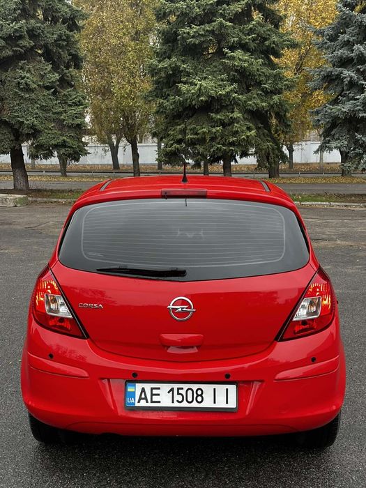 Продам Opel corsa 2012 автомат