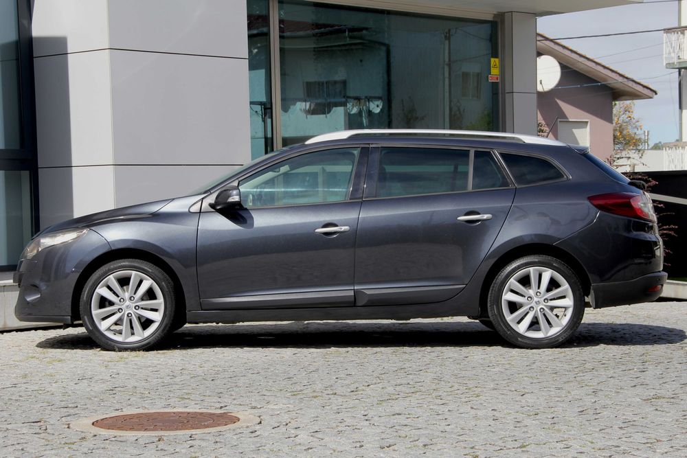 Renault Mégane Sport Tourer 1.5 dCi - desde 73€/mês foto 5