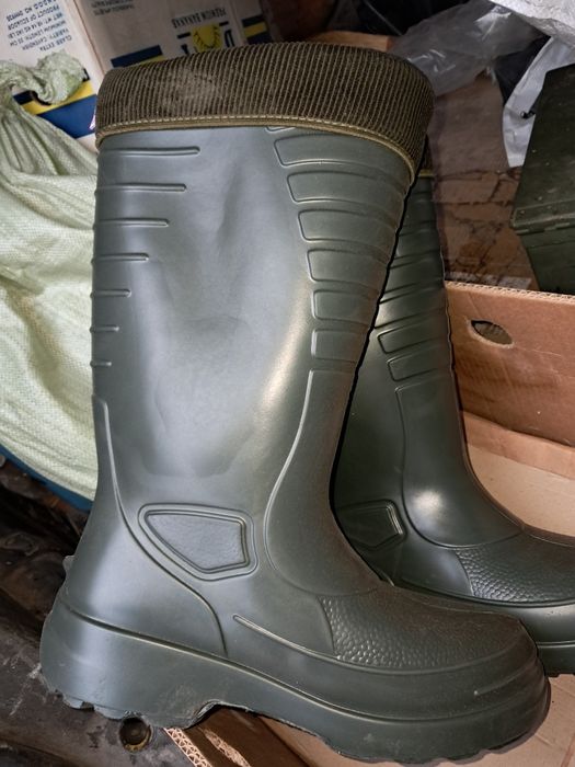 Фірмові Резинові чоботи польського виробництва