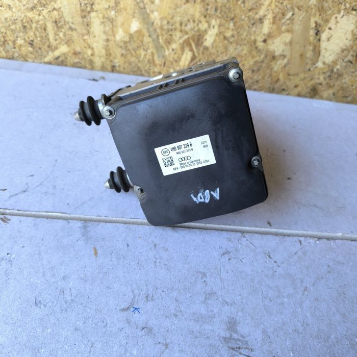 Pompa ABS sterownik audi A8 D4 S8