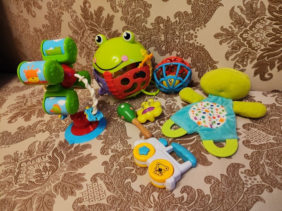 Набір дитячих іграшок для розвитку