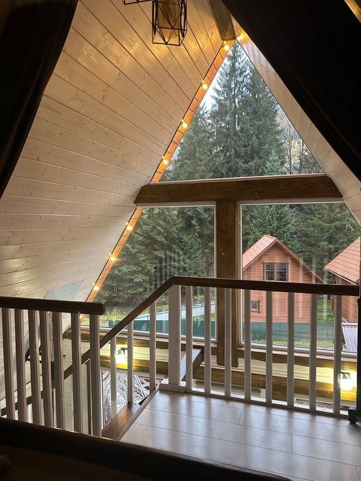 Житло подобово в Карпатах біля озера Синевир. Котедж «Лісовий маєток2»