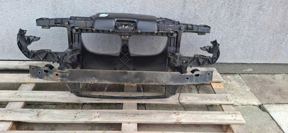 pas przedni bmw e87 benzyna