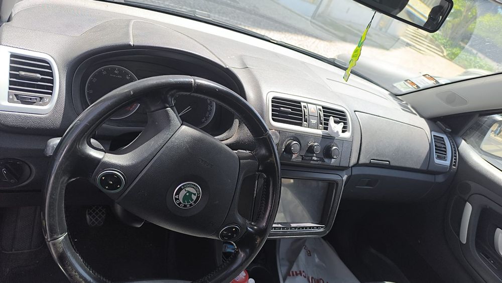 Skoda fabia 1.400cc gasolina
