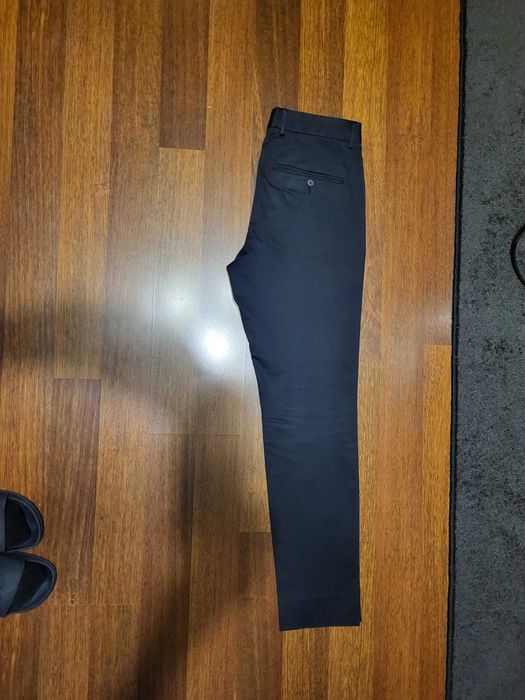 Eleganckie męskie spodnie H&M Premium Rozmiar 48. Granatowe.