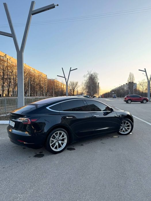Продам Tesla model 3 Long Range