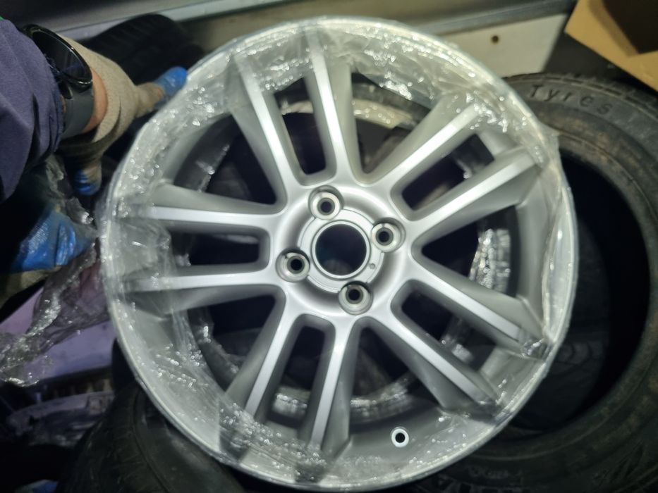 Nowa Alufelga 1 z 3 Opel Adam Corsa C D E Meriva Combo C 17 4x100 ET44