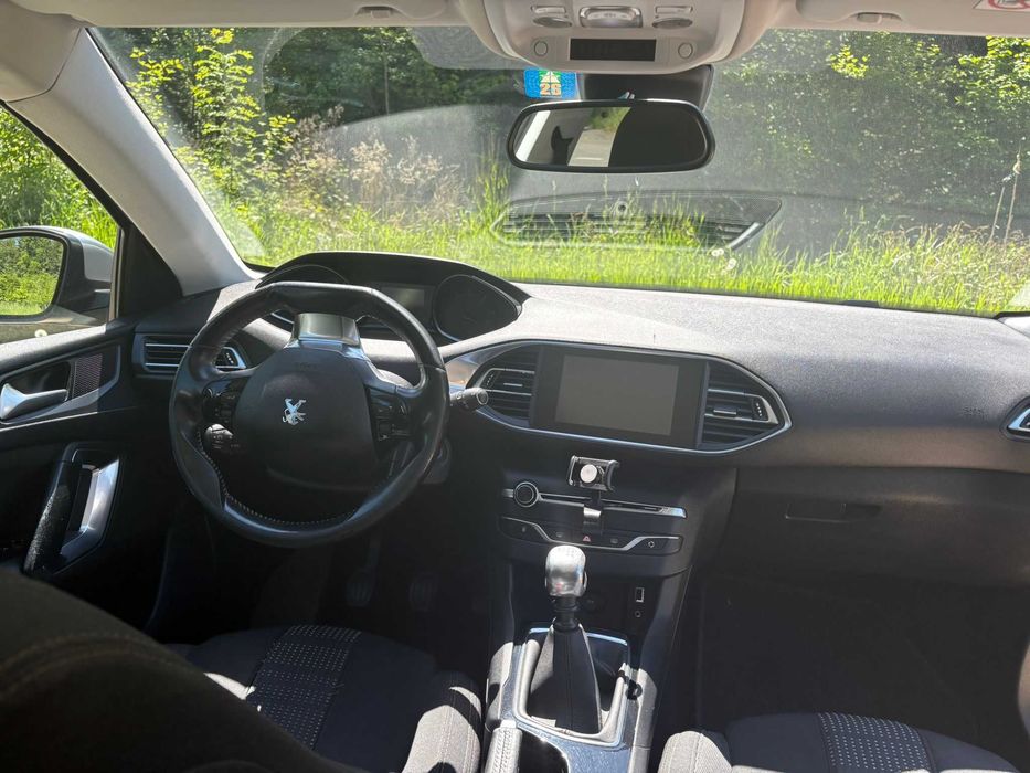 Peugeout 308 2015
