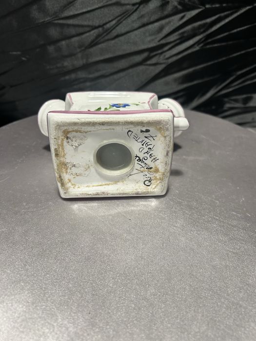 Ceramiczna skarbonka w kształcie telefonu – ręcznie malowana