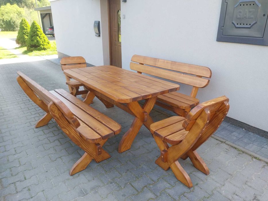 Meble ogrodowe drewniane