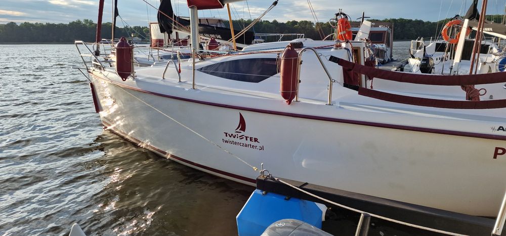 Czarter jachtów na Jezioraku Iława