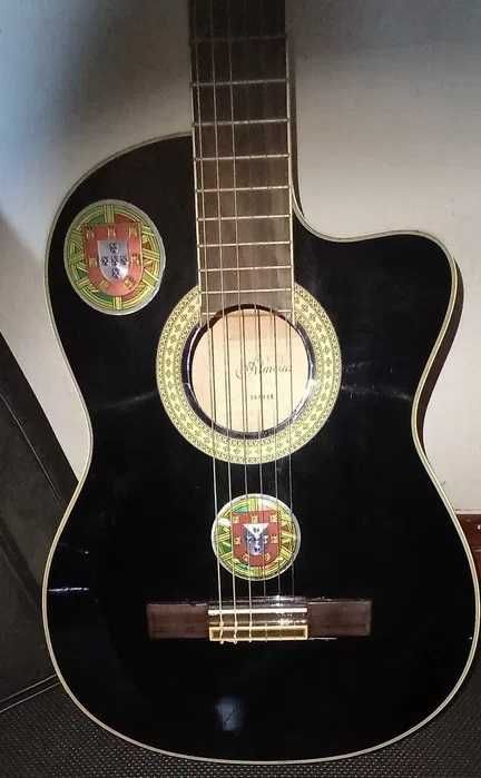Guitarra semi-acustica Almeria