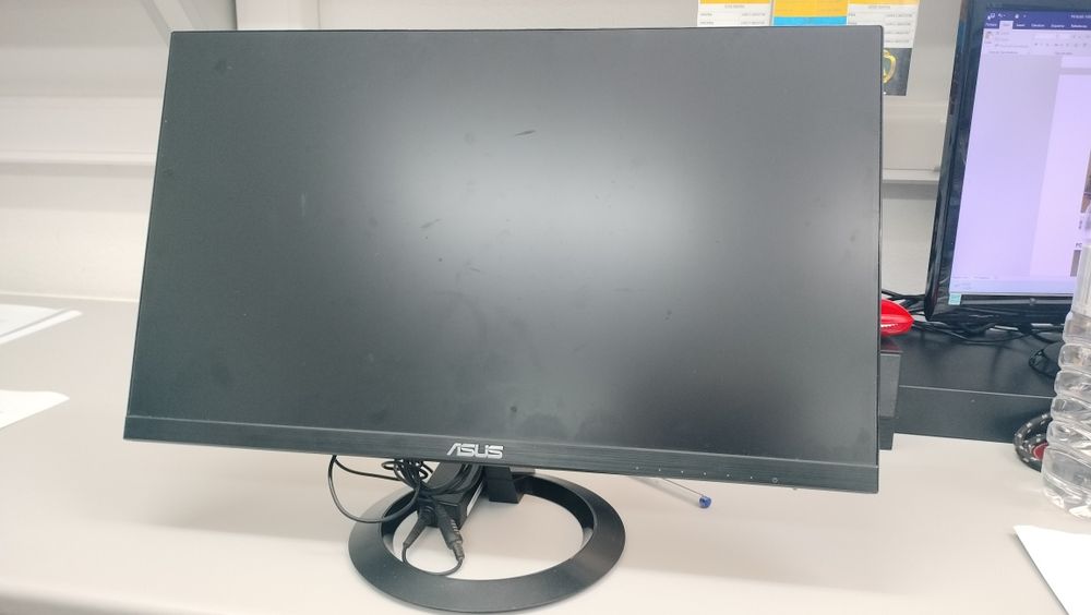 Monitor Asus de 24 AVARIADO