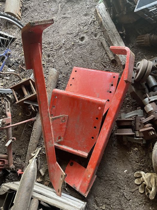 Wsporniki błotników massey ferguson 255, ursus, wsporniki blotnikow mf255, blotniki mf255