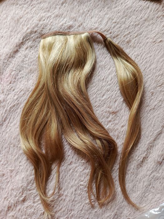 Kucyk naturalny blond