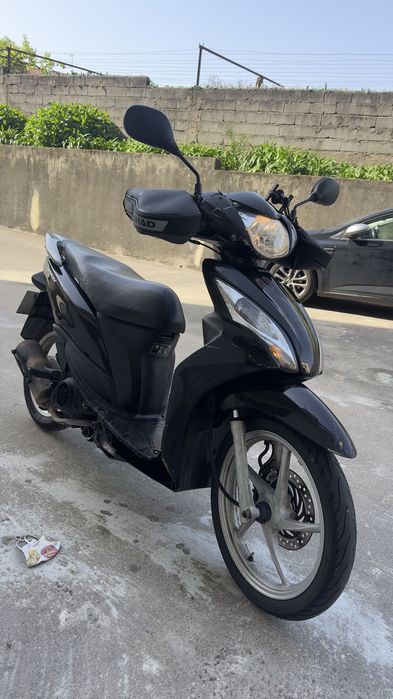 Vendo mota 2012.