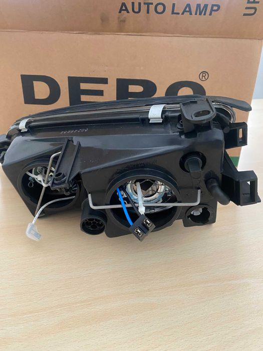 Farol Frente Direita Opel Vectra B