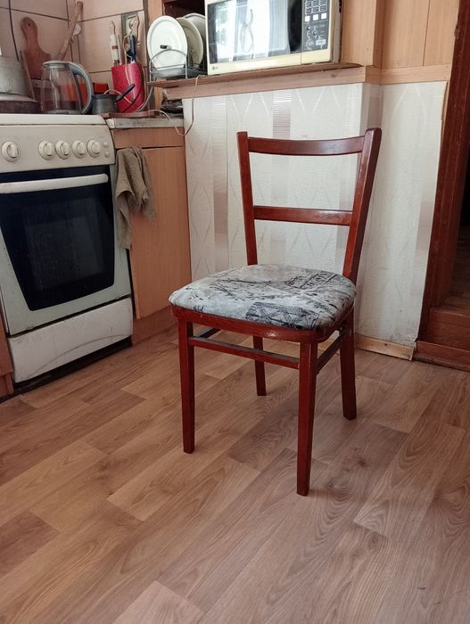 Продам стул .Мягкий.