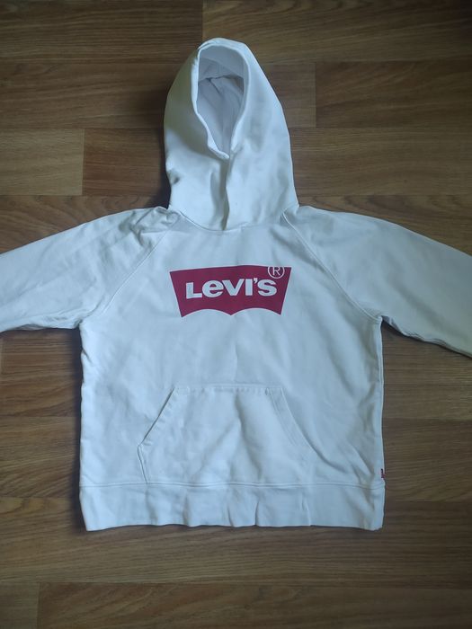 Продам кофту Levi's